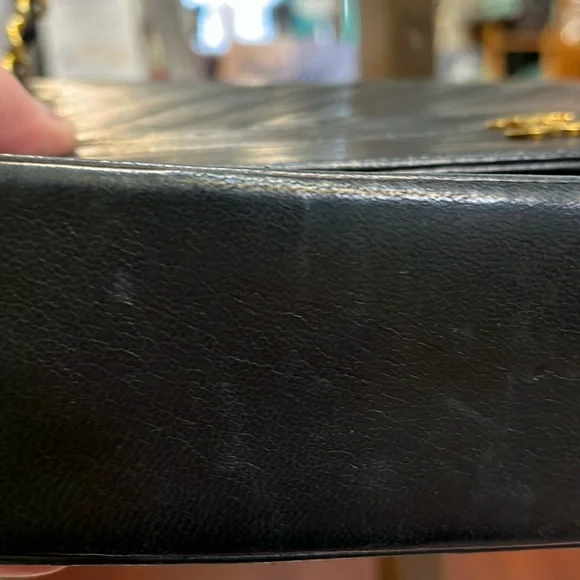 Vintage 1980’s Channel Diagonal Quilted Shoulder Bag with COA - Picture 13 of 16